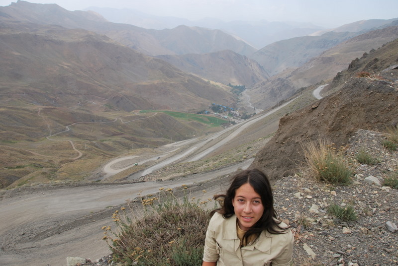 Iran-Tehran-Vicinity/IR_THR_N_LT1_switchbacks_DSC_0544.JPG Iran-Tehran-Vicinity/IR_THR_N_LT1_switchbacks_DSC_0544.JPG