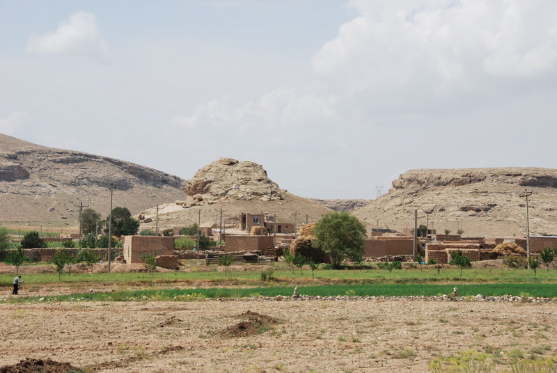 Iran-TurkeyBorder/IR_AZR_Vilalge_DSC_0680.JPG