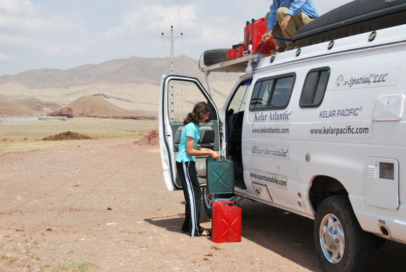 Iran-TurkeyBorder/IR_FuelCan1_DSC_0697.JPG