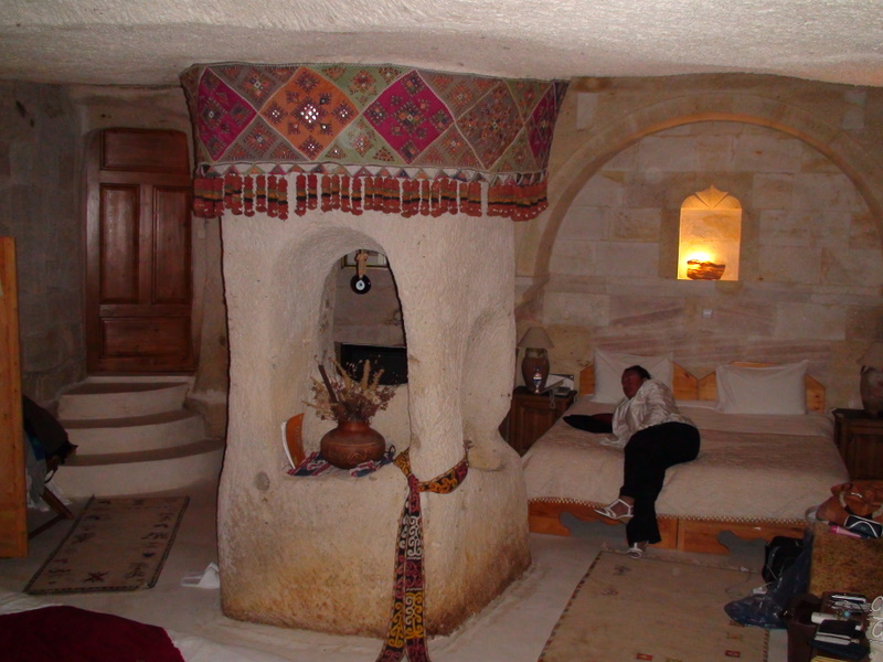 Turkey_RT_Cappadocia/TR_CAP_HtlRm1_DSC00385.JPG Turkey_RT_Cappadocia/TR_CAP_HtlRm1_DSC00385.JPG