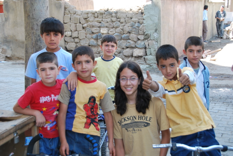 Turkey_RT_NE_Kurd/TR_Dbyzd_Chldrn3_DSC_0788.JPG Turkey_RT_NE_Kurd/TR_Dbyzd_Chldrn3_DSC_0788.JPG